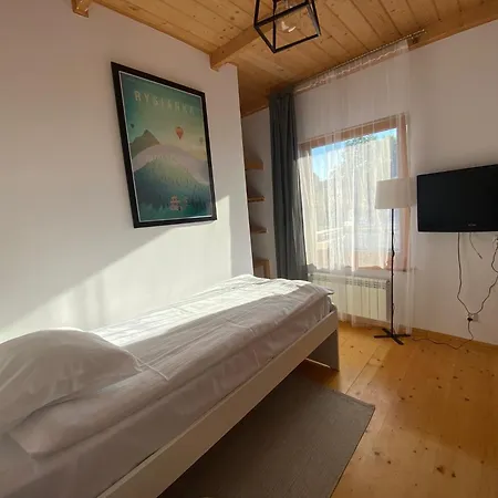 Michalowka Na Kubalowej Lace ゲストハウス シュチルク