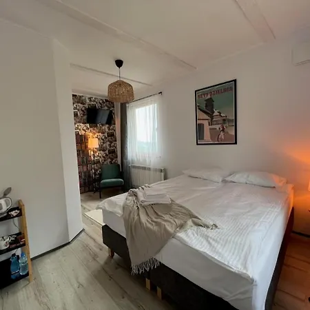 Michalowka Na Kubalowej Lace Guest house 3*